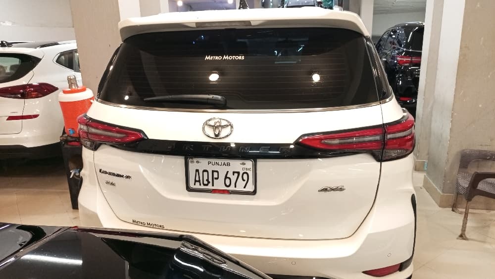 Auction Car 4